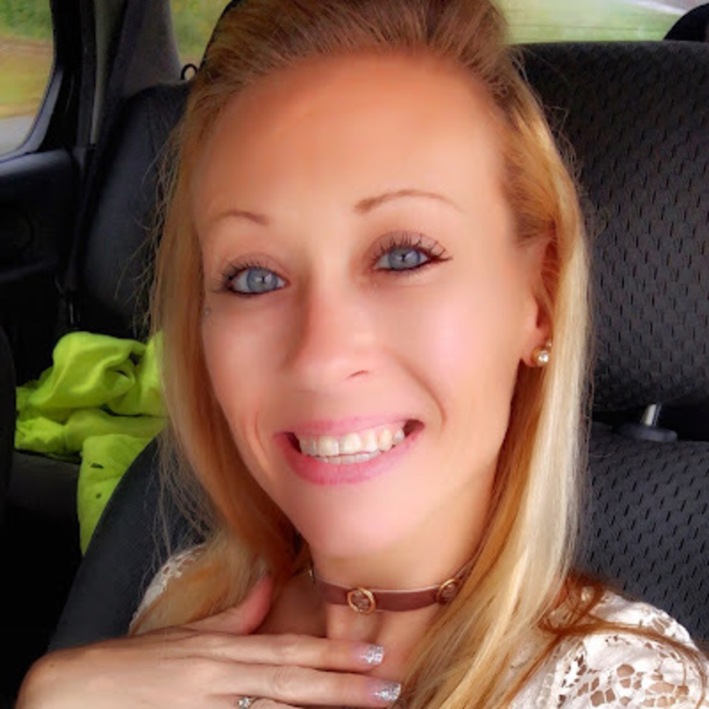 Meet your Posher, Corrina